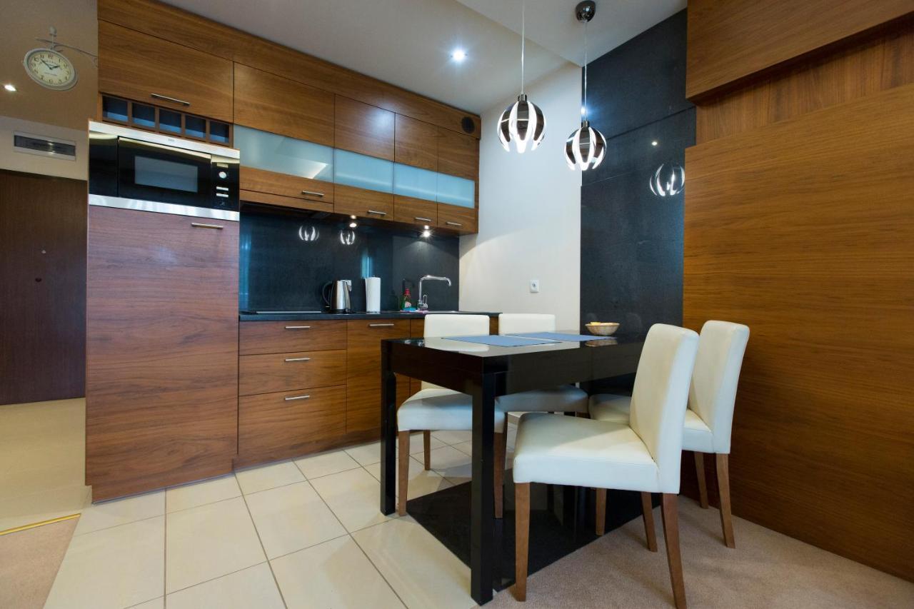 Willa Port Apartament Lilia Острода Екстериор снимка