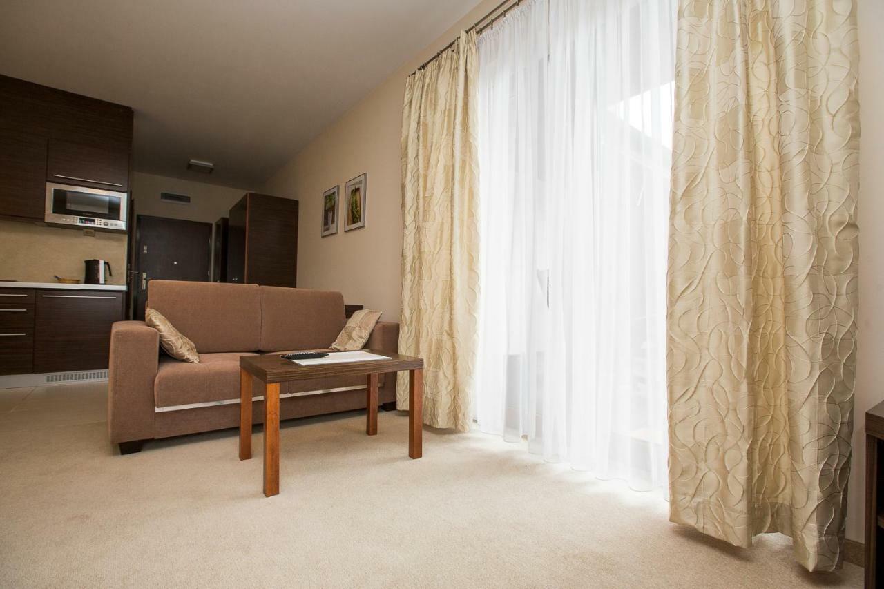Willa Port Apartament Lilia Острода Екстериор снимка